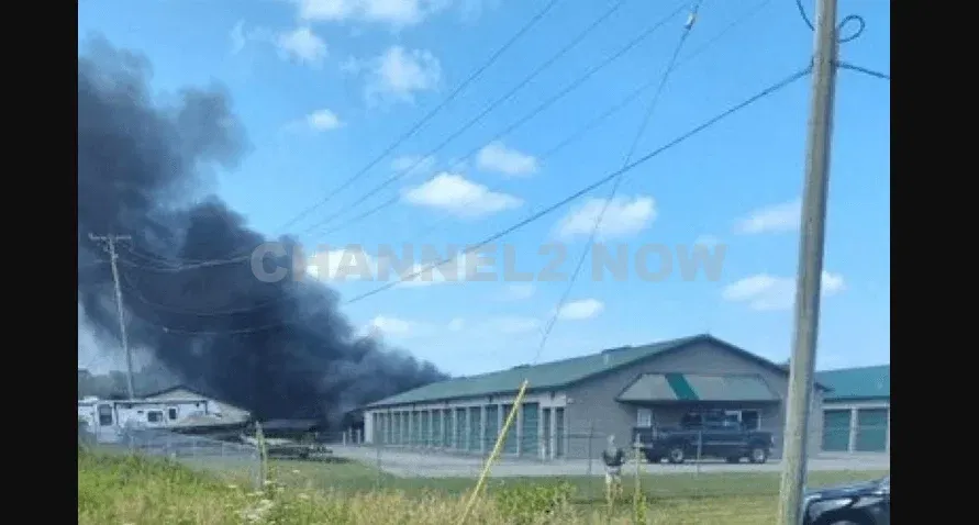 Small Aircraft Crashes into Storage Facility in Lowell, Michigan, Igniting Large Fire